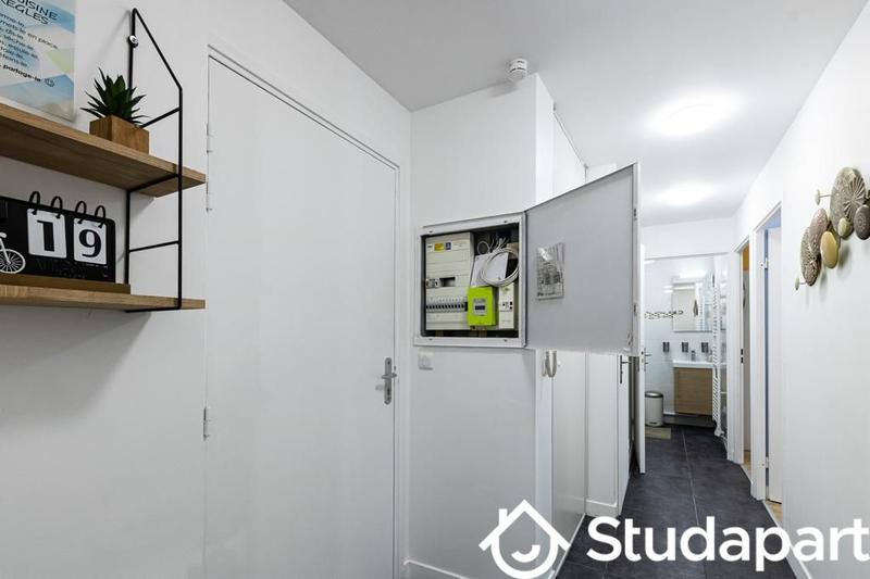 Chambre - 11 m² - 1 pièce