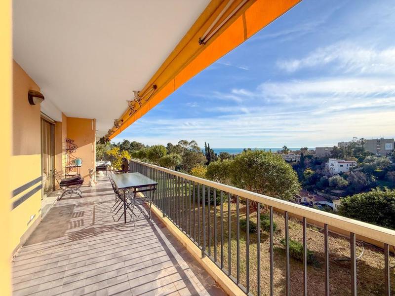 Appartement - 131 m² - 3 pièces