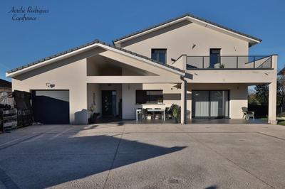 Maison - 194 m² - 7 pièces