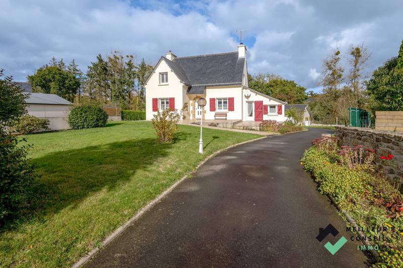 Maison traditionnelle - 109 m² - 5 pièces