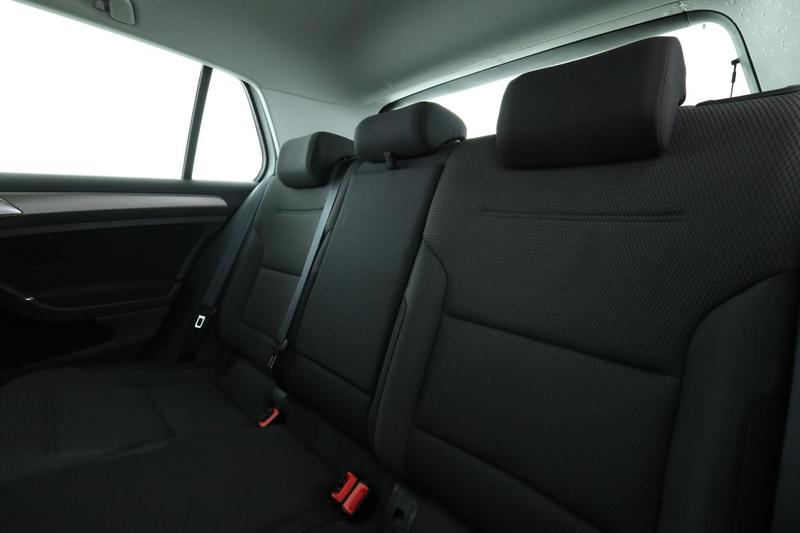 Volkswagen Golf VII 1.6 Tdi BlueMotion Tech Confortline 5p 110 ch