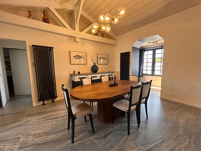 Maison - 104 m² - 5 pièces