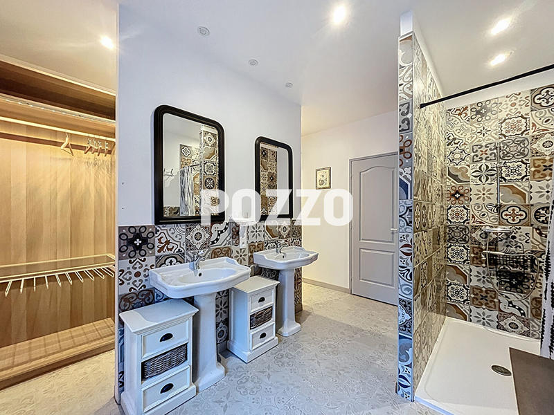 Appartement - 108 m² - 3 pièces