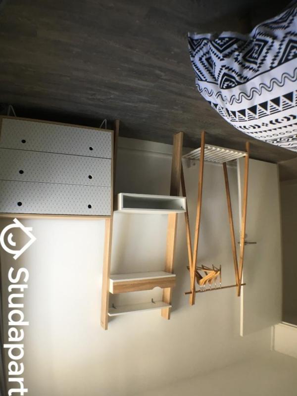 Chambre - 9 m² - 1 pièce