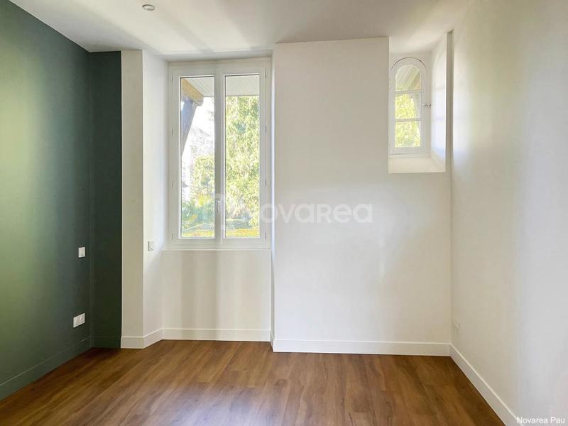 Appartement - 104 m² - 5 pièces