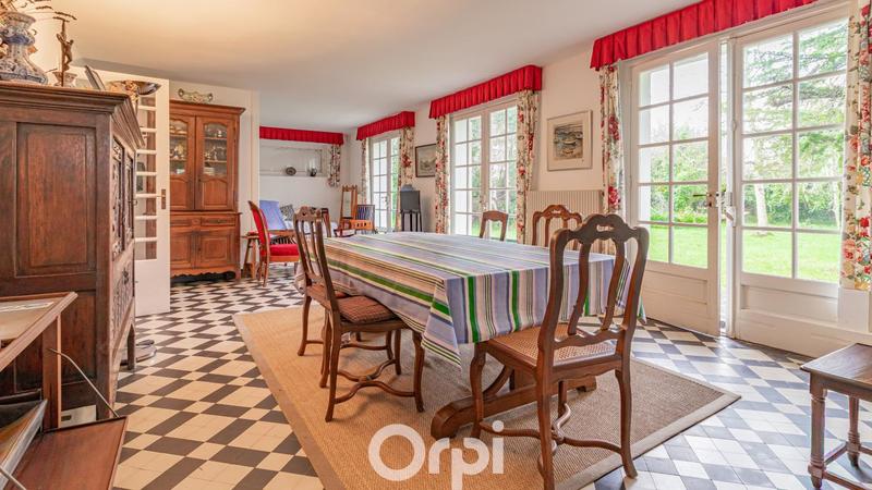 Maison - 157 m² - 6 pièces