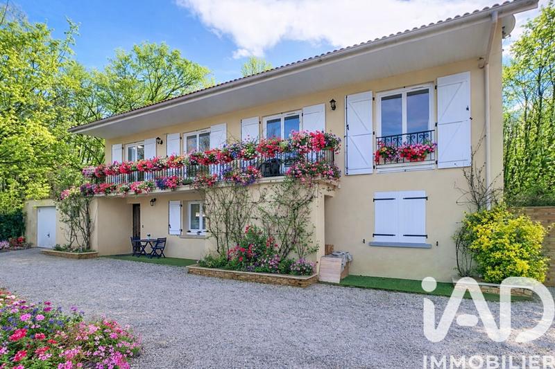 Maison - 197 m² - 7 pièces