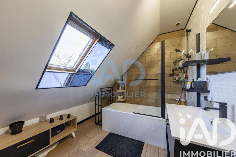 Maison - 135 m² - 8 pièces