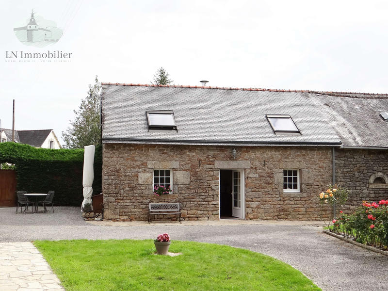 Propriété - 290 m² - 13 pièces