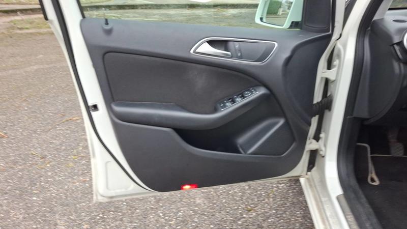 Mercedes Classe B II 180 122 Design