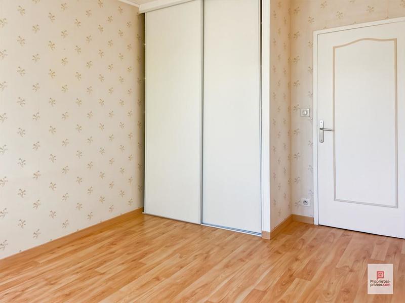 Appartement - 85 m² - 5 pièces