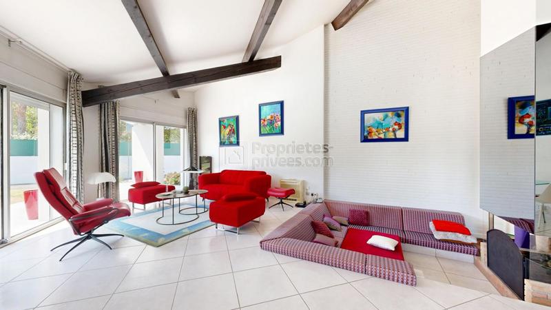 Maison - 196 m² - 6 pièces