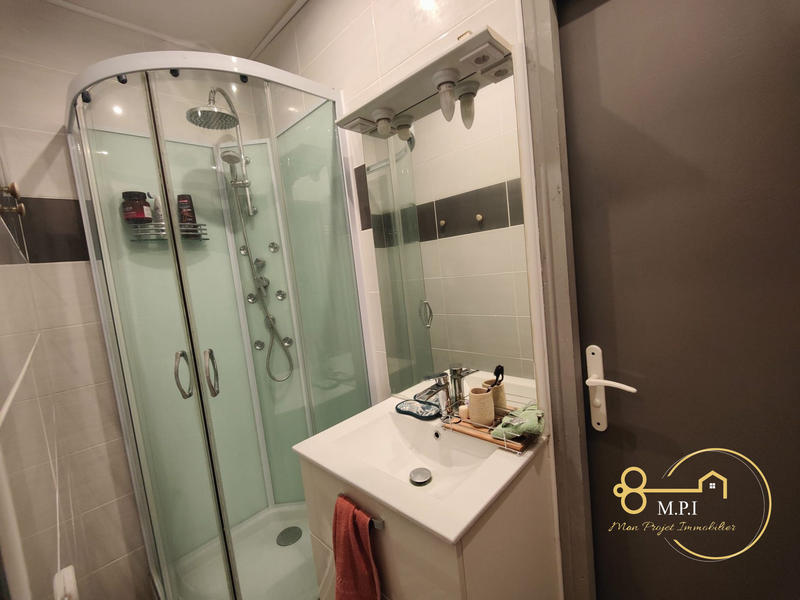 Maison - 158 m² - 10 pièces