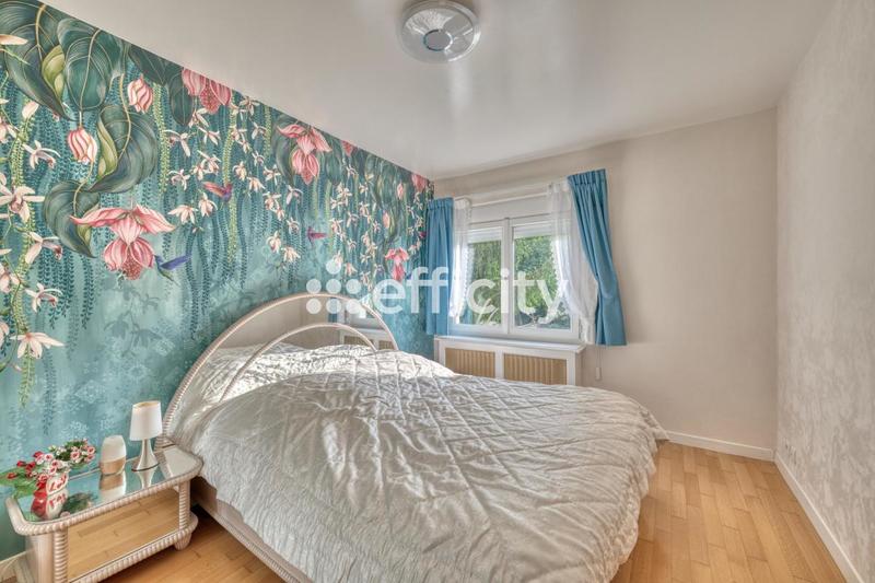 Maison - 155 m² - 7 pièces