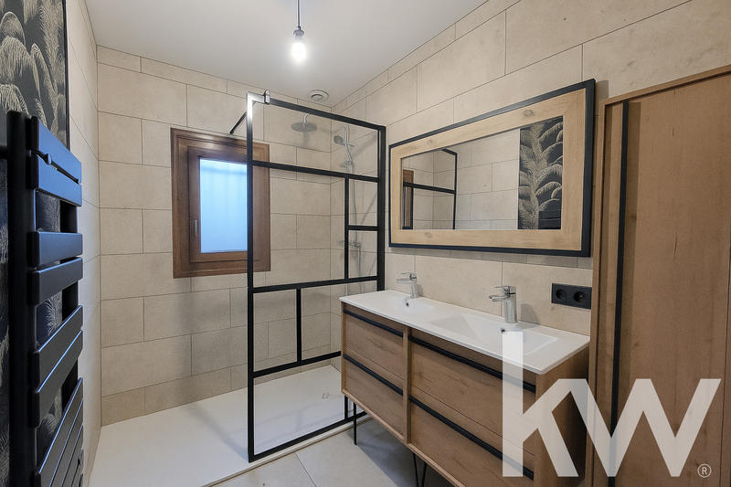 Maison - 87 m² - 4 pièces