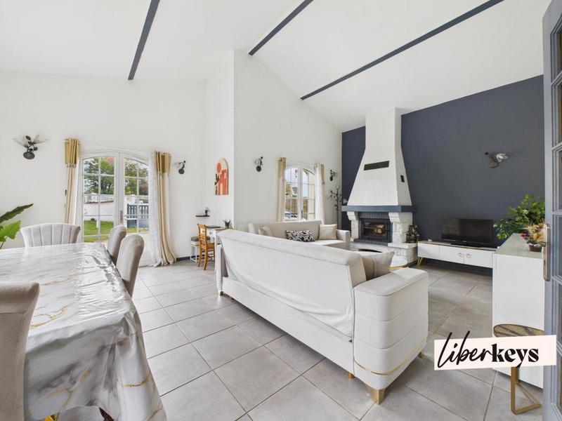 Maison - 133 m² - 6 pièces