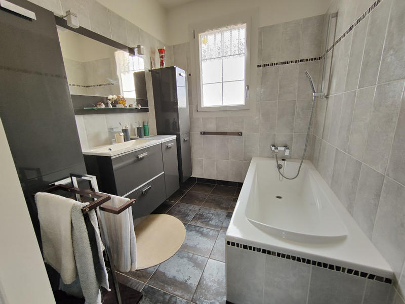 Maison - 106 m² - 6 pièces