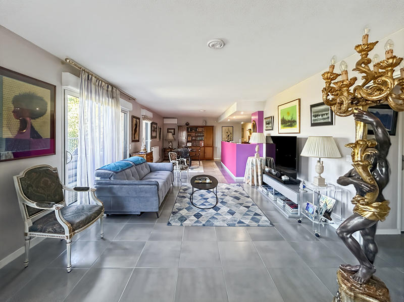 Appartement - 114 m² - 5 pièces