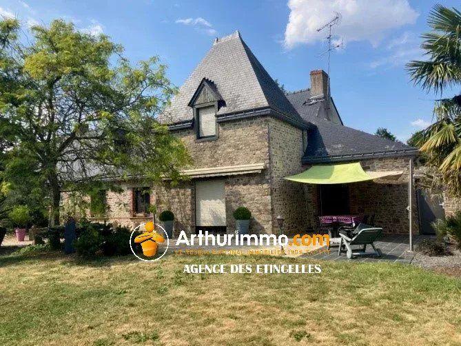 Maison - 212 m² - 7 pièces