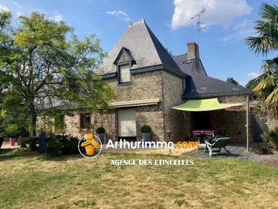 Maison - 212 m² - 7 pièces