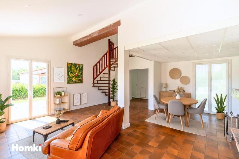 Maison - 170 m² - 5 pièces