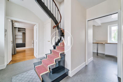 Hôtel particulier - 235 m² - 7 pièces