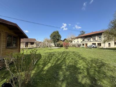 Propriété - 278 m² - 7 pièces