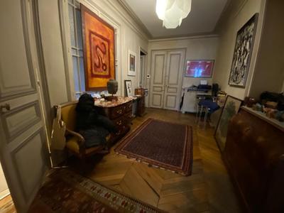 Appartement - 146 m² - 6 pièces