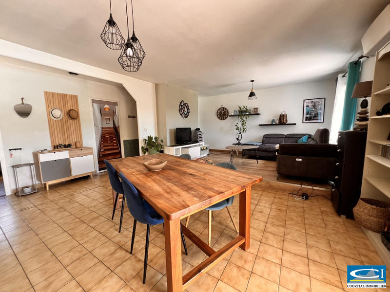 Maison - 135 m² - 5 pièces