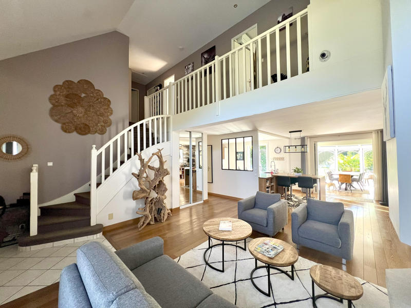 Villa - 180 m² - 7 pièces