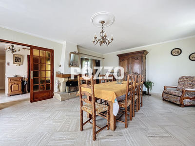 Maison - 144 m² - 7 pièces