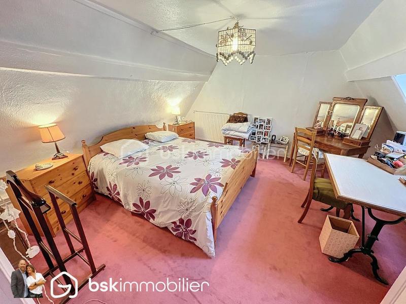 Corps de ferme - 180 m² - 7 pièces