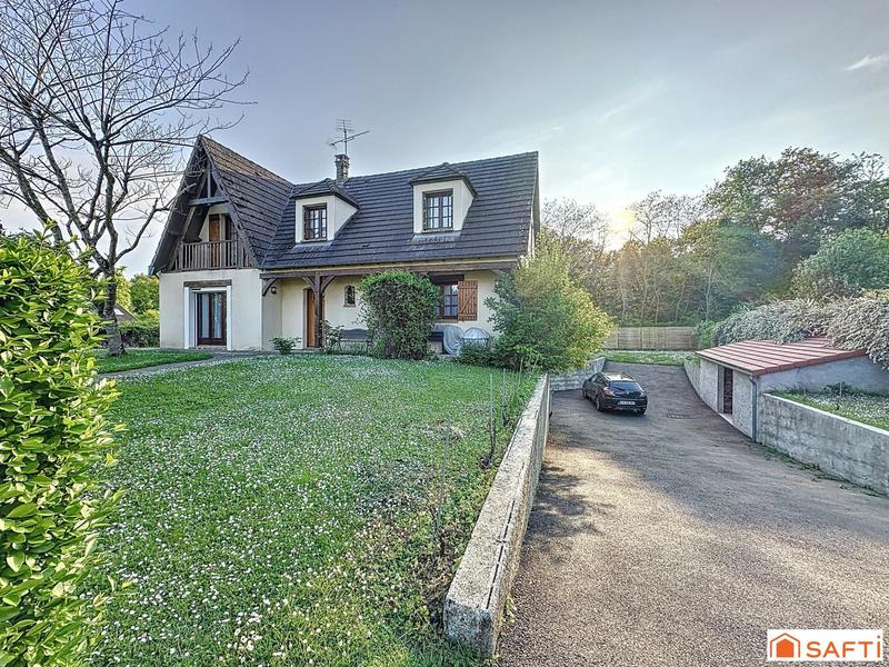 Maison - 158 m² - 7 pièces