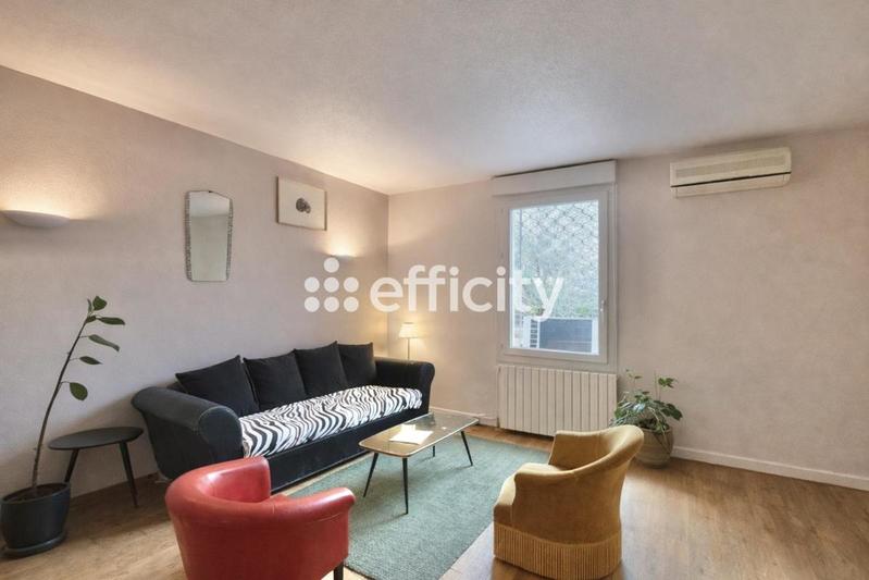 Appartement - 80 m² - 3 pièces