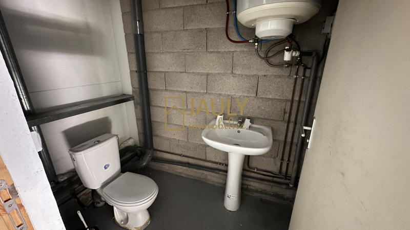 Local commercial - 210 m²