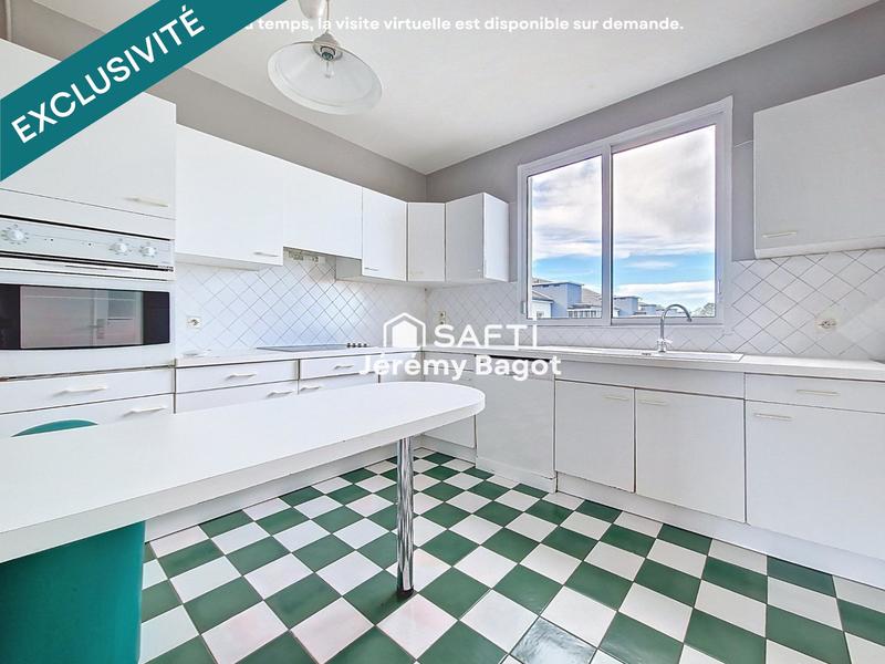 Appartement - 135 m² - 6 pièces