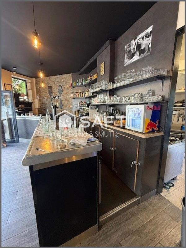 Local commercial - 100 m² - 3 pièces