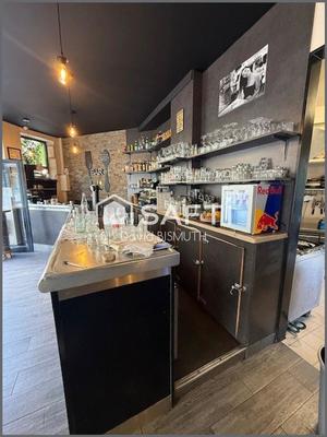 Local commercial - 100 m² - 3 pièces