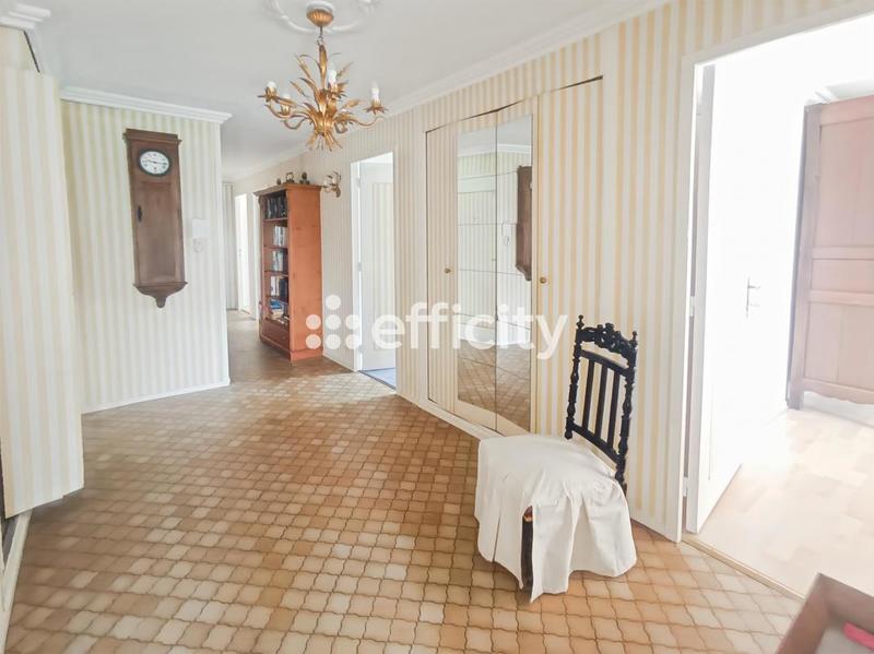 Appartement - 105 m² - 4 pièces