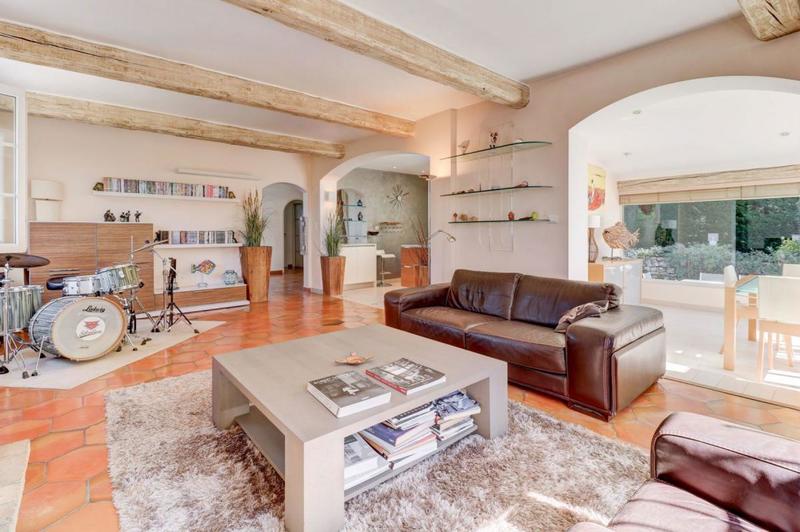 Villa - 147 m² - 5 pièces