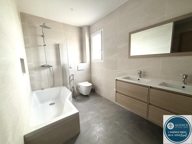 Maison - 118 m² - 5 pièces