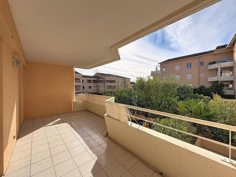 Appartement - 85 m² - 4 pièces