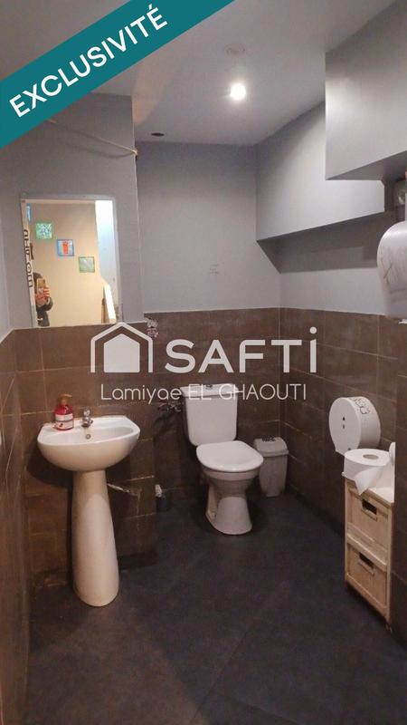 Local commercial - 89 m² - 2 pièces