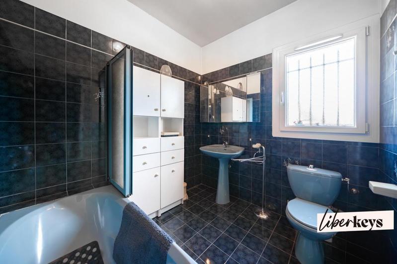 Appartement - 110 m² - 4 pièces