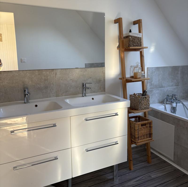 Maison - 185 m² - 8 pièces