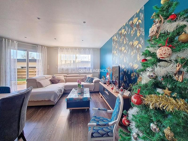 Maison - 90 m² - 5 pièces