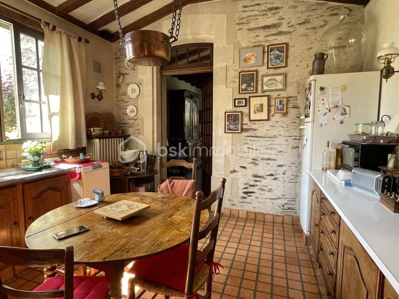 Maison ancienne - 234 m² - 9 pièces