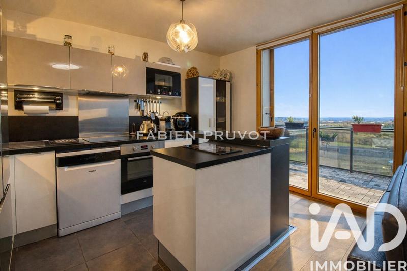 Appartement - 65 m² - 3 pièces