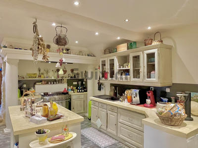 Maison de village - 156 m² - 1 pièce