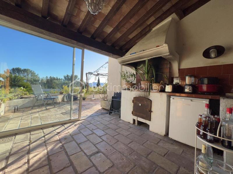 Villa - 186 m² - 6 pièces